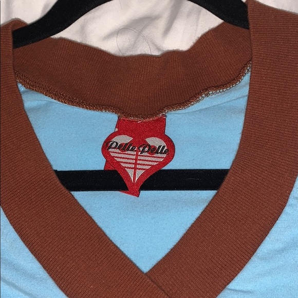 Cute Criss cross top - Picture 2 of 4